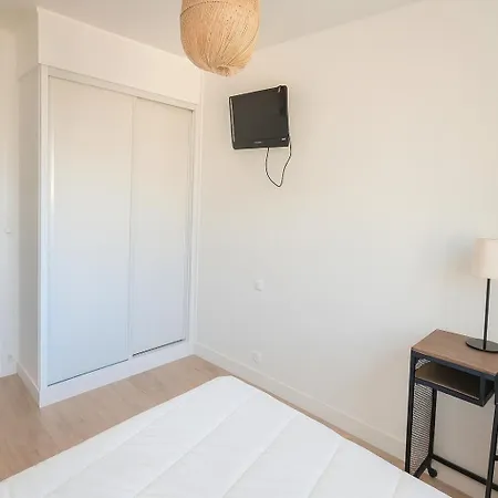 Апарт-отель 4 L'appart Et Salle De Bain Privee Avec Espace Commun Linge Et Menage Inclus Gare Centre
