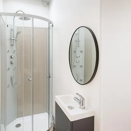4 L'appart Et Salle De Bain Privee Avec Espace Commun Linge Et Menage Inclus Gare Centre Апарт-отель 3*